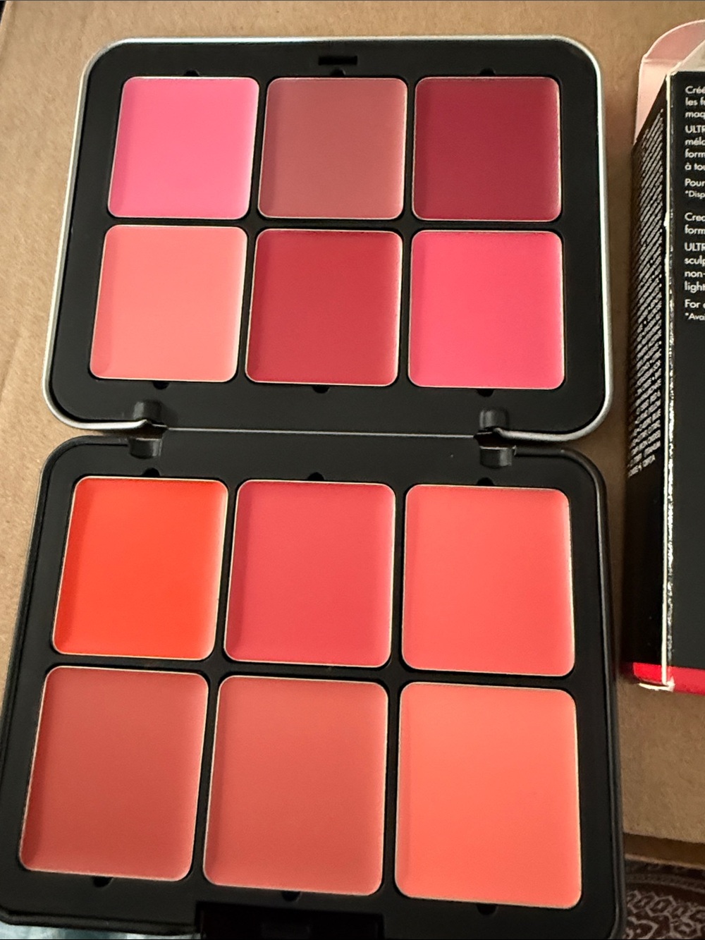 Makeup Forever Ultra HD Cream Blush Palette - Mixed Pink & Coral Tones - Picture 4 of 4